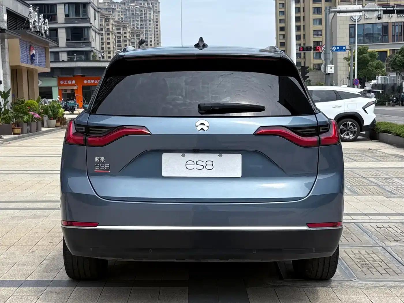 NIO ES8 2020 Model 415KM Six-Seater — миниатюра 4