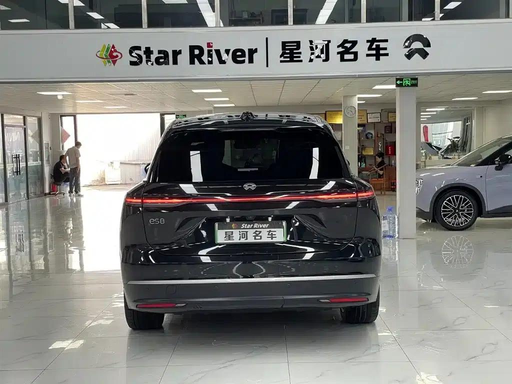 NIO ES8 2023 100kWh Executive Edition — миниатюра 6