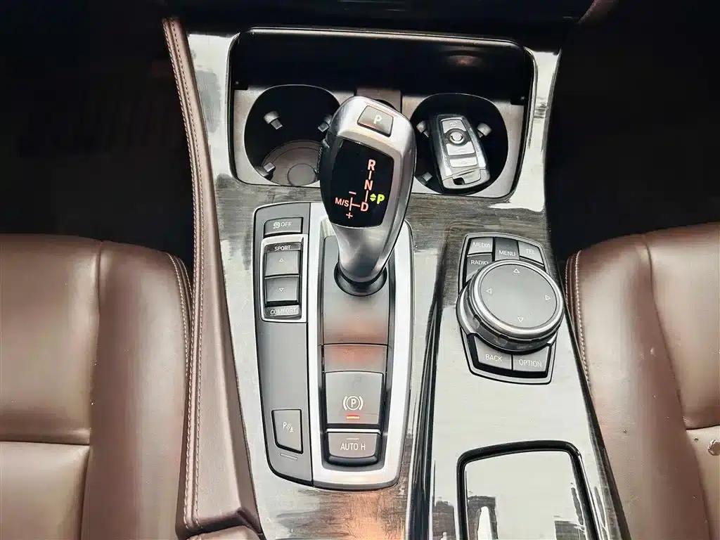 2014 BMW 5 Series 525Li Luxury Design Package — миниатюра 17