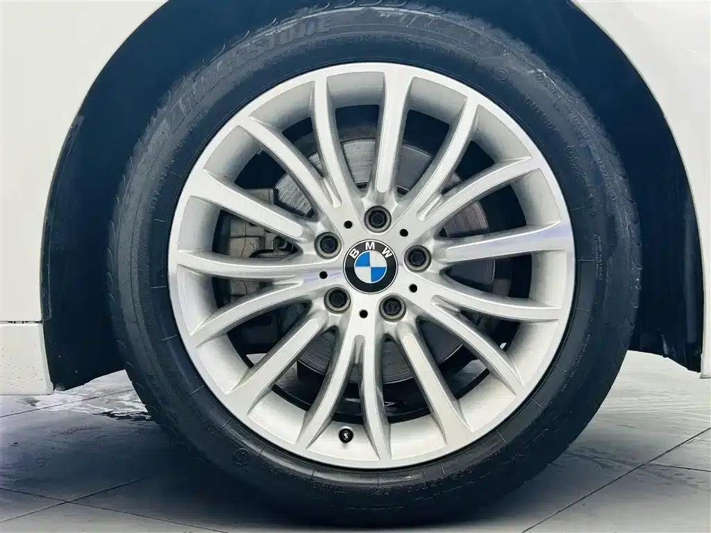2014 BMW 5 Series 525Li Luxury Design Package — миниатюра 10