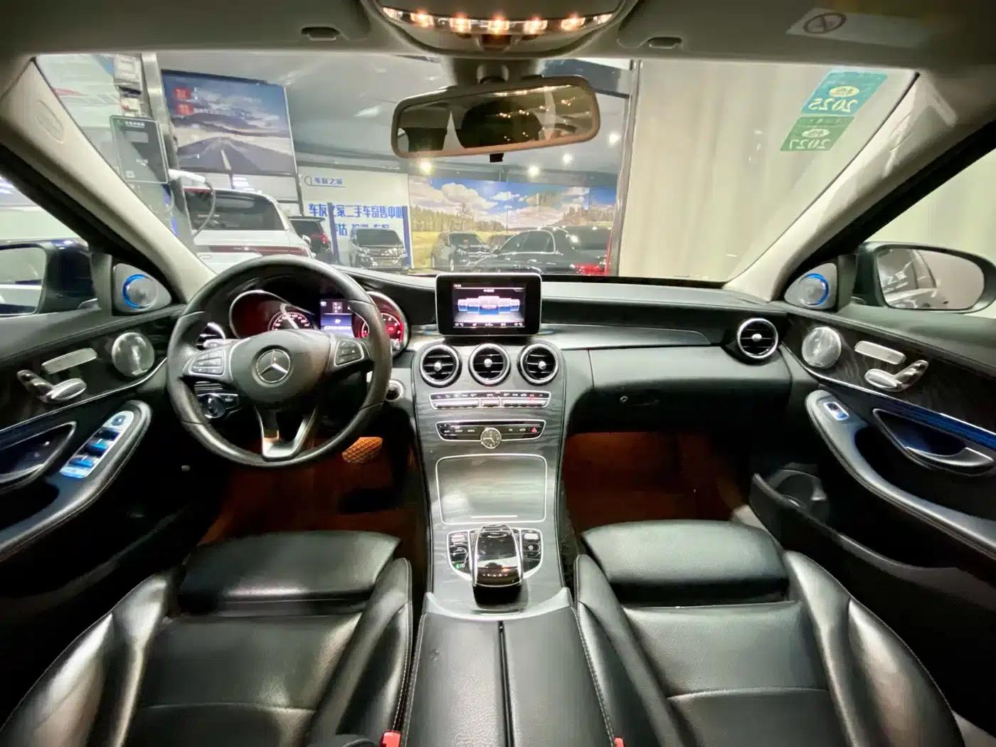 Mercedes-Benz C-Class 2017 Facelift C 200 L Sport Edition — миниатюра 12