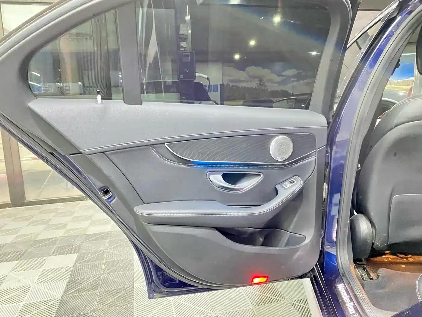 Mercedes-Benz C-Class 2017 Facelift C 200 L Sport Edition — миниатюра 13