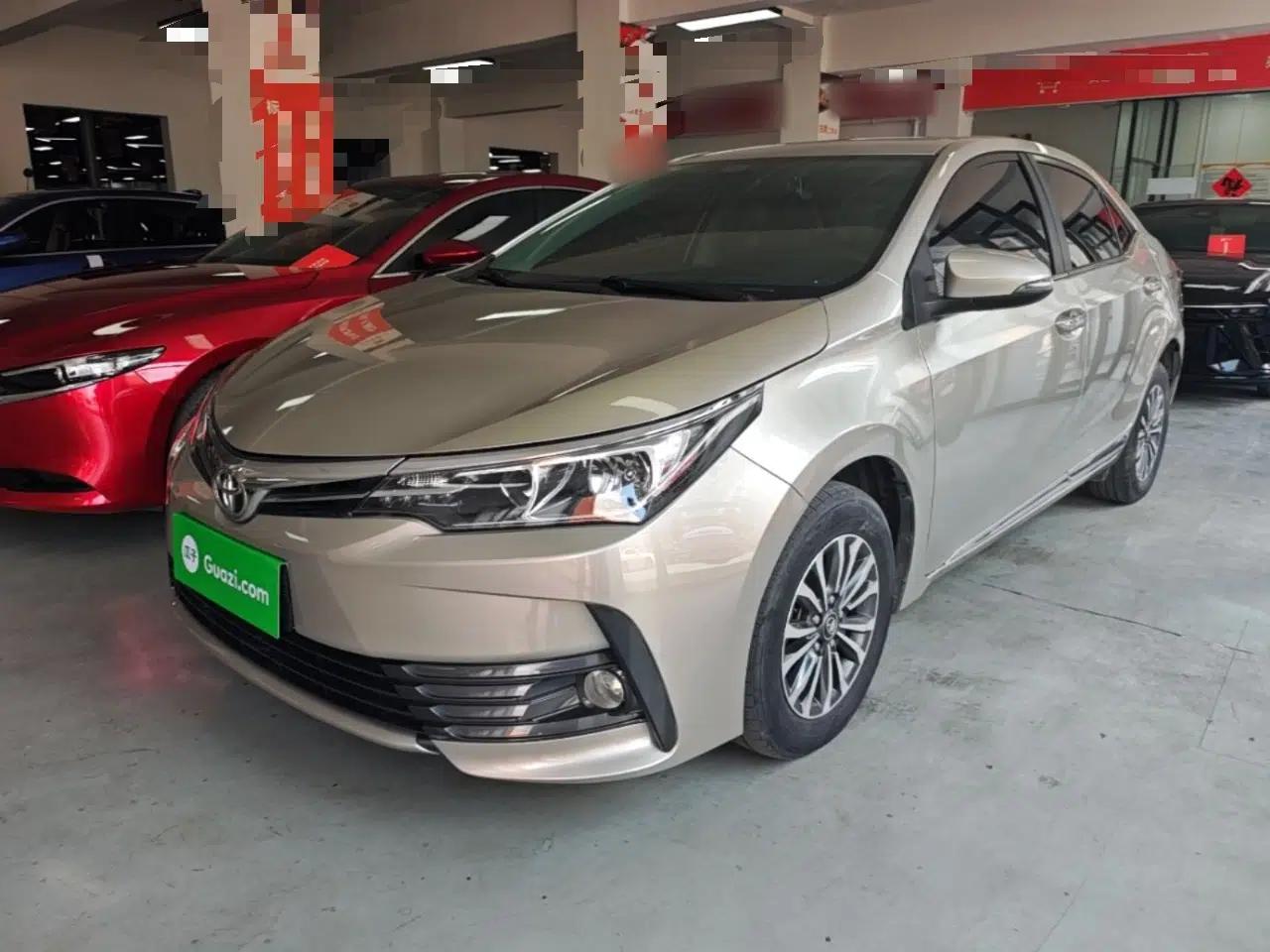 Used Toyota Corolla 2017 Revised Version 1.2T S-CVT GL-i — миниатюра 1