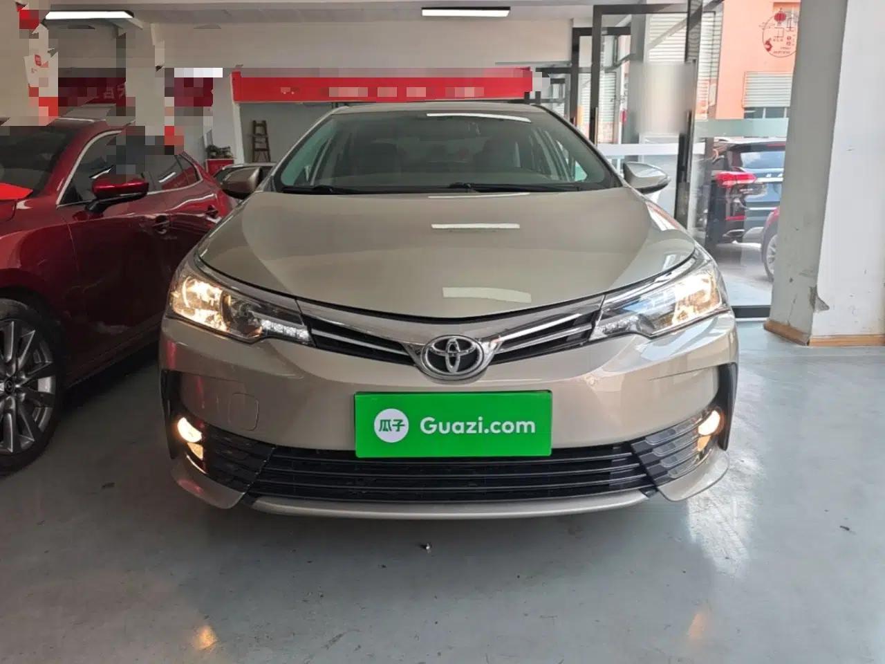 Used Toyota Corolla 2017 Revised Version 1.2T S-CVT GL-i — миниатюра 2