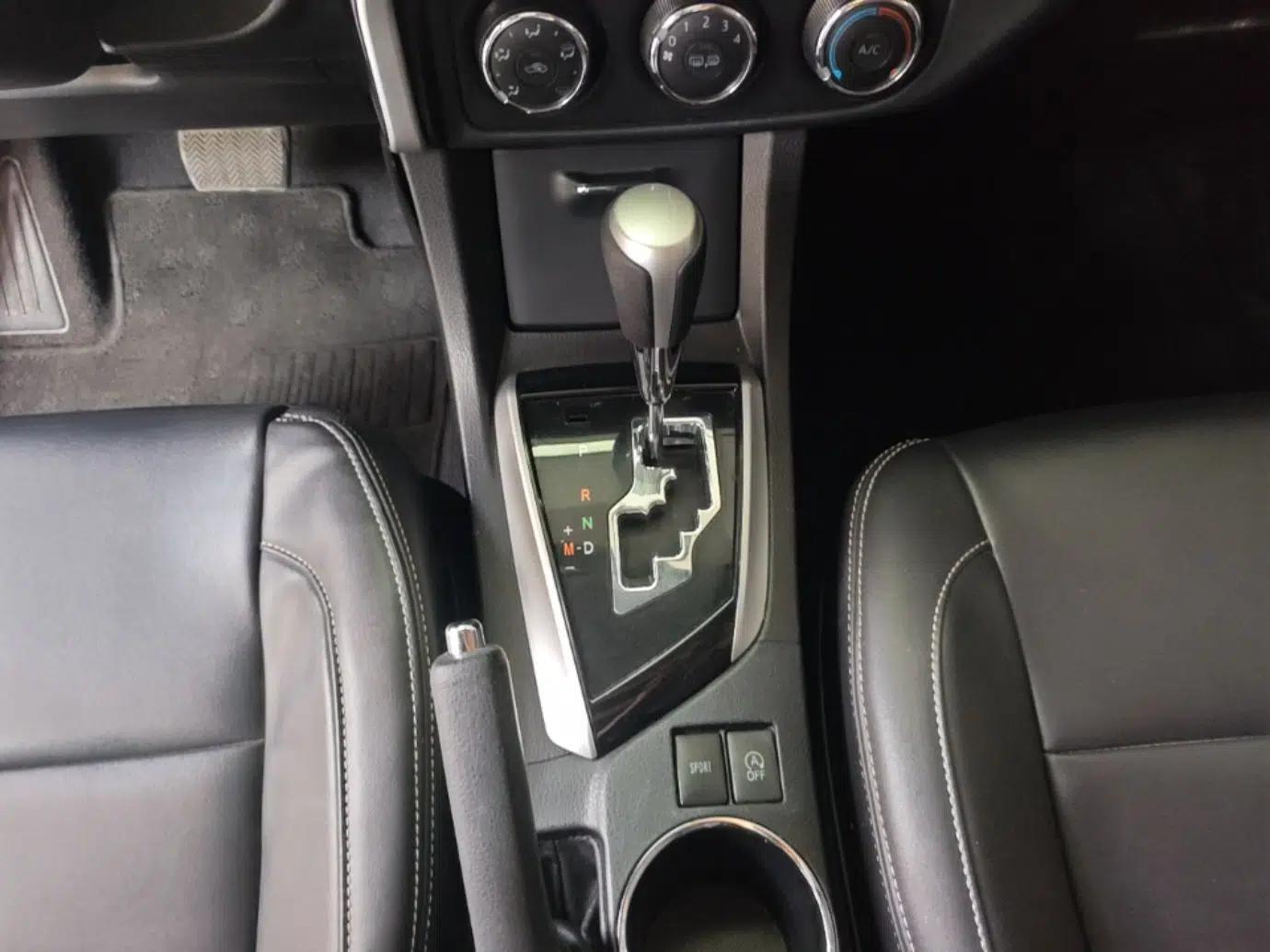Used Toyota Corolla 2017 Revised Version 1.2T S-CVT GL-i — миниатюра 16