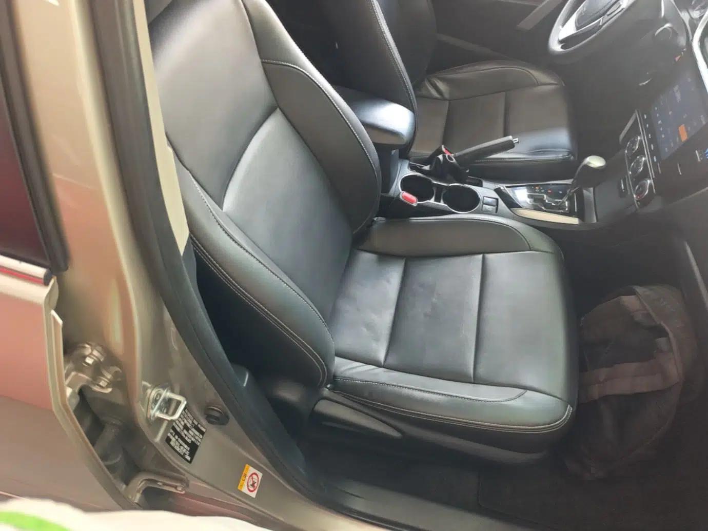 Used Toyota Corolla 2017 Revised Version 1.2T S-CVT GL-i — миниатюра 19