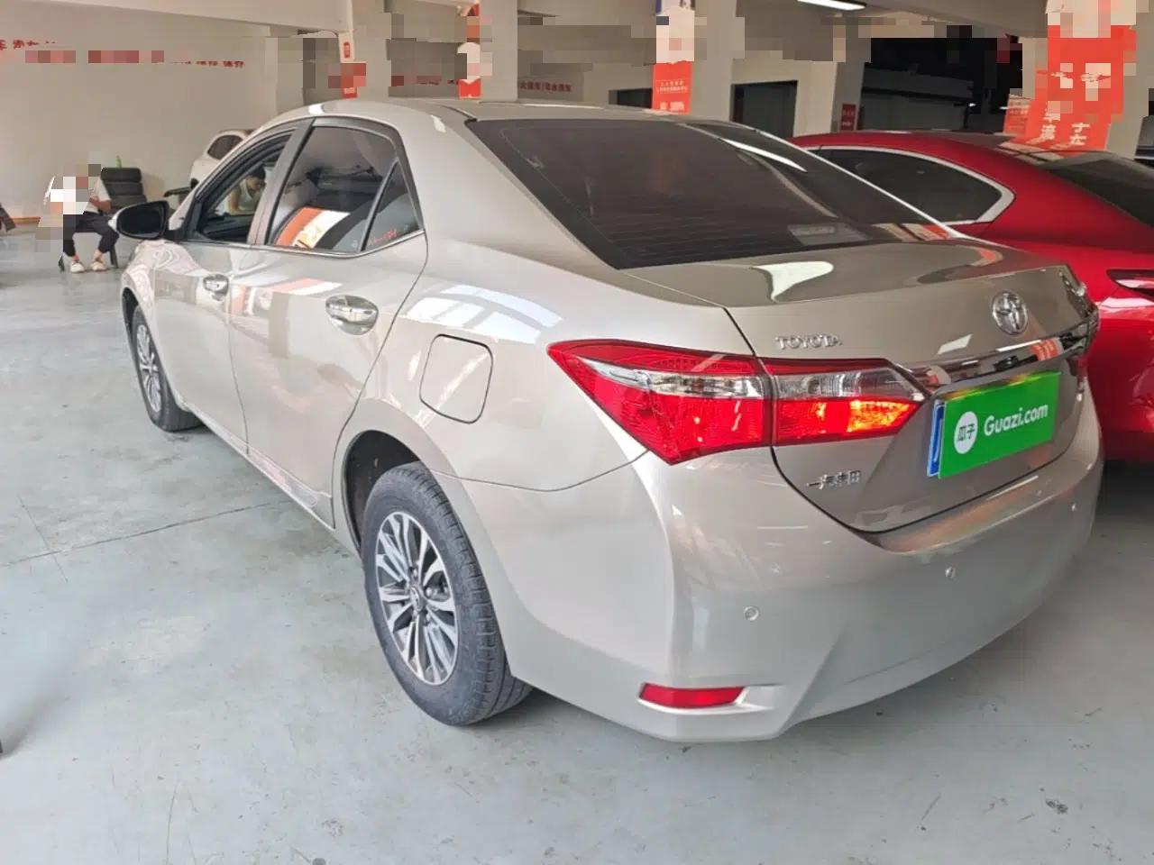 Used Toyota Corolla 2017 Revised Version 1.2T S-CVT GL-i — миниатюра 4