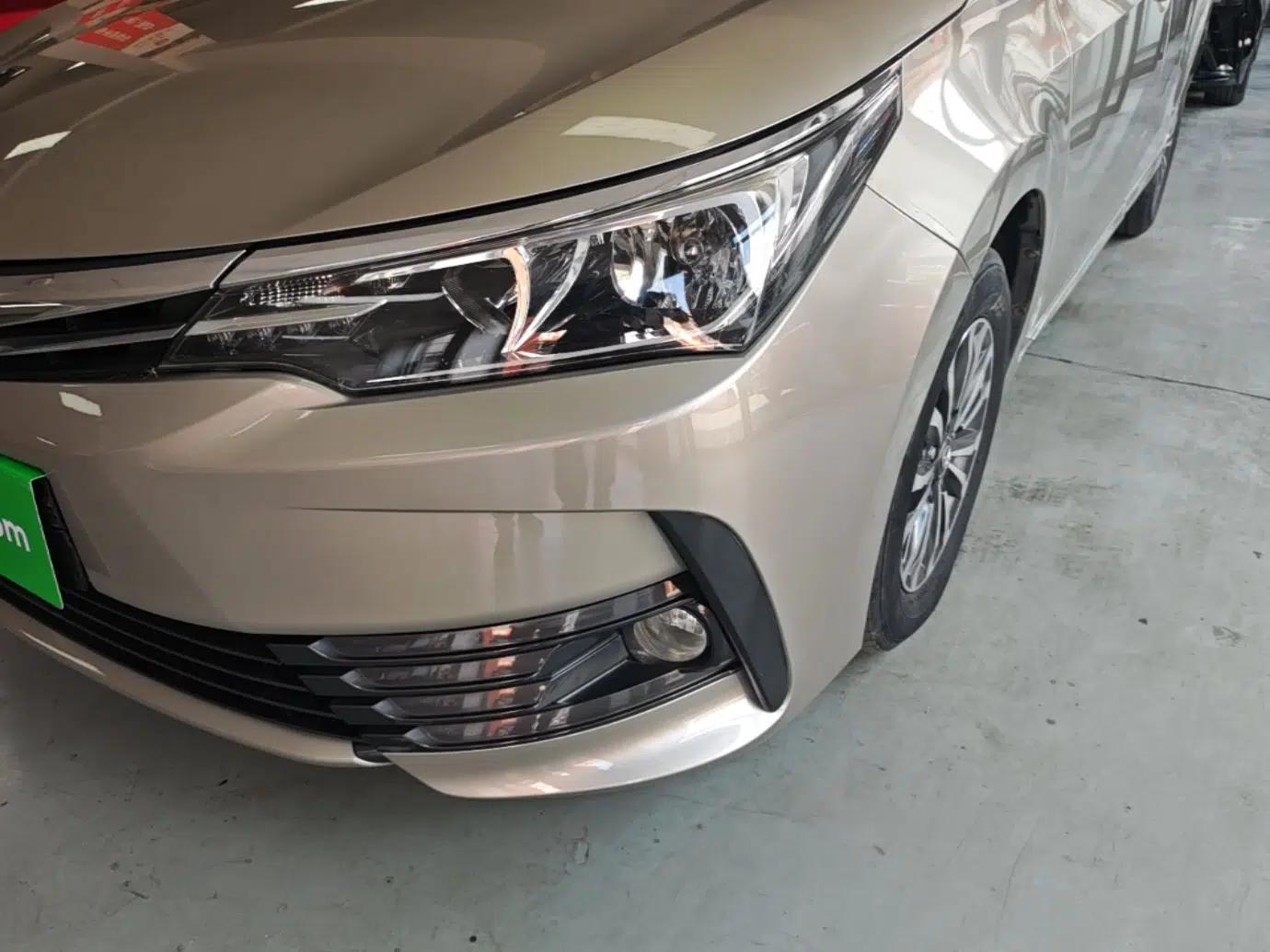 Used Toyota Corolla 2017 Revised Version 1.2T S-CVT GL-i — миниатюра 8