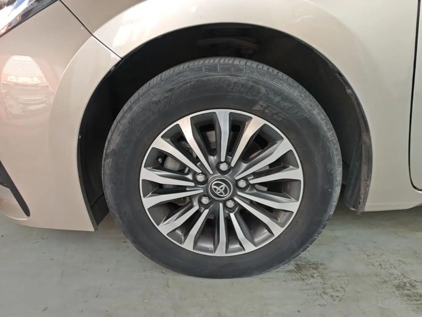 Used Toyota Corolla 2017 Revised Version 1.2T S-CVT GL-i — миниатюра 10