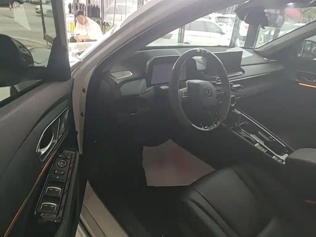 Accord 2025 Sport Series 260TURBO Luxury Edition — миниатюра 15