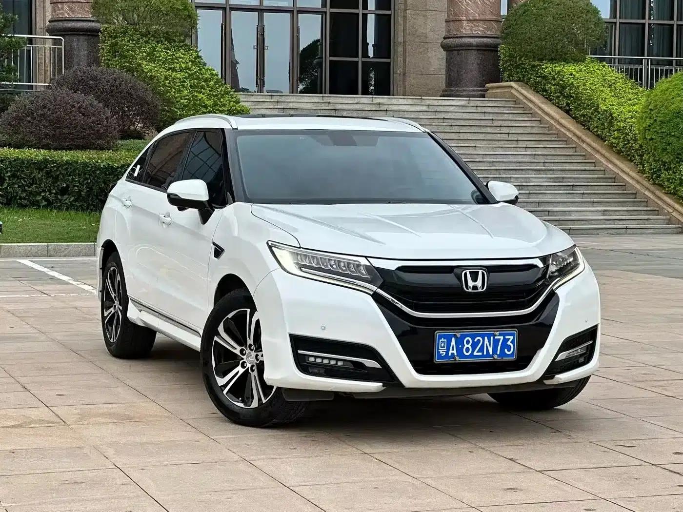 Honda UR-V 2017 370TURBO 2WD Premium Edition (National V Emission Standard) — миниатюра 2