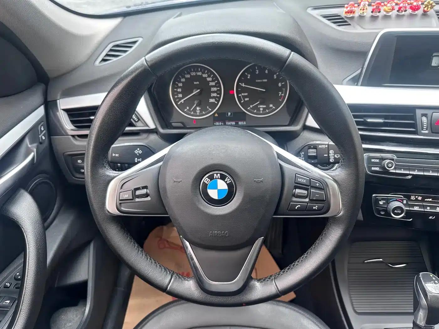 BMW X1 2018 sDrive18Li Fashion Edition — миниатюра 5