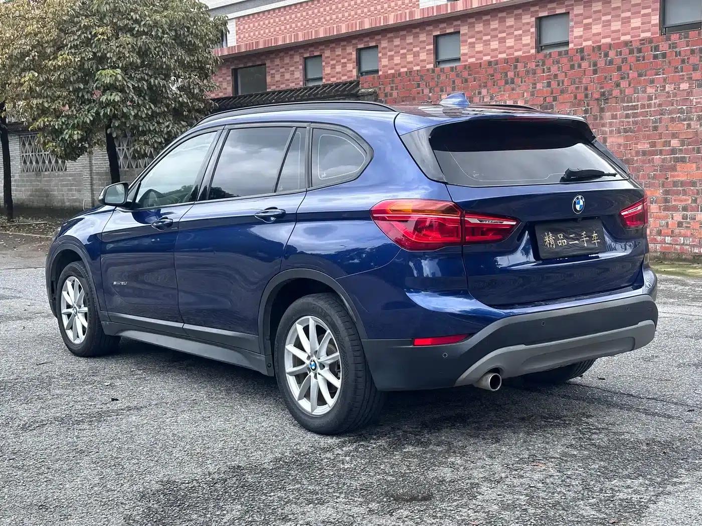 BMW X1 2018 sDrive18Li Fashion Edition — миниатюра 9