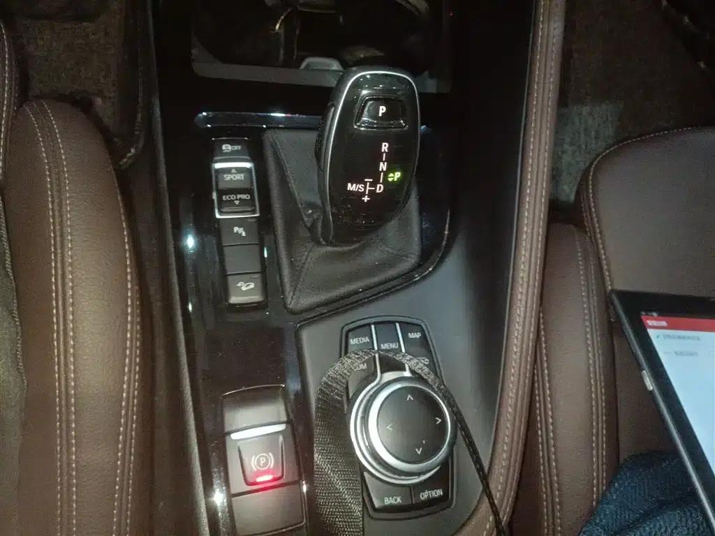 BMW X1 2021 xDrive25Li Premium — миниатюра 11