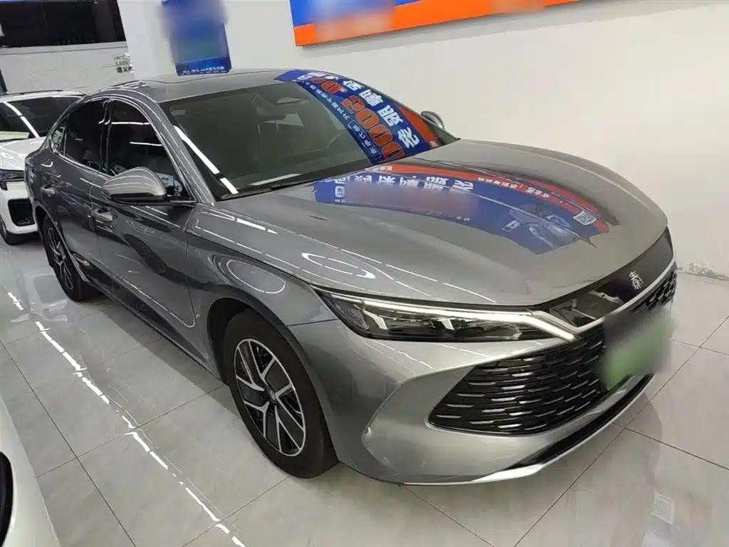 Qin L 2024 DM-i 120KM Super Edition — миниатюра 4