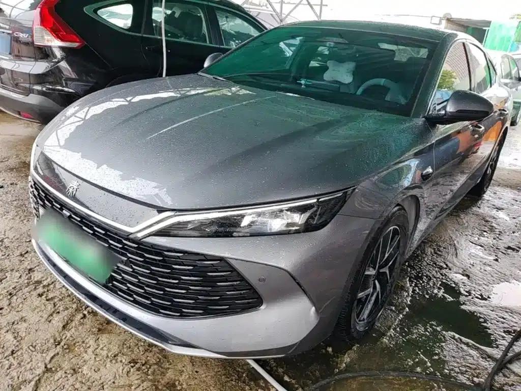 Qin L 2025 DM-i Intelligent Driving Edition 80KM Superior Model — миниатюра 1