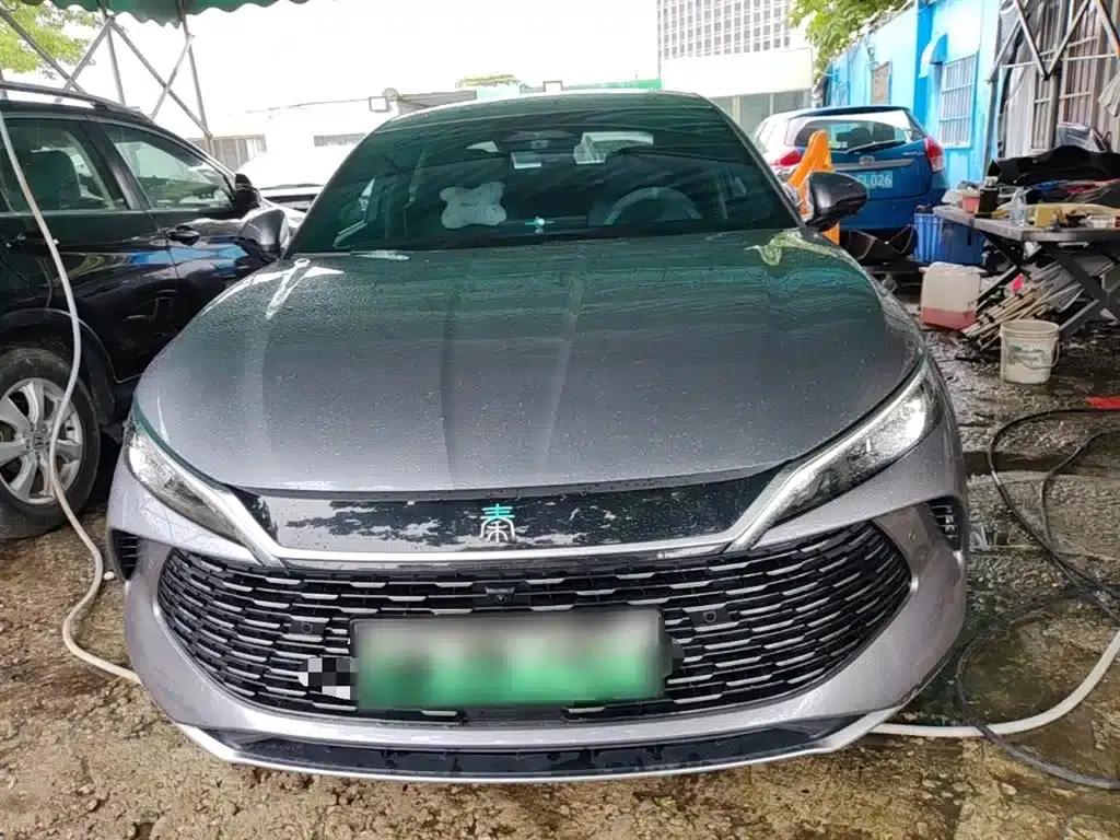 Qin L 2025 DM-i Intelligent Driving Edition 80KM Superior Model — миниатюра 3
