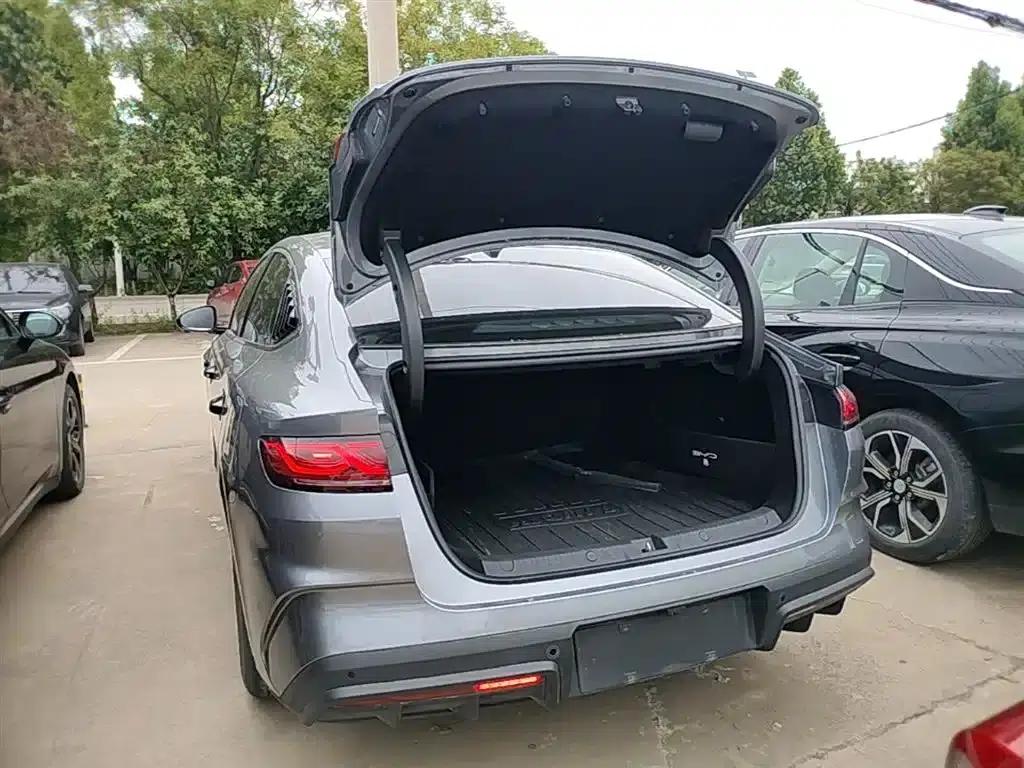 Qin L 2025 DM-i Intelligent Driving Edition 80KM Leading Model — миниатюра 19