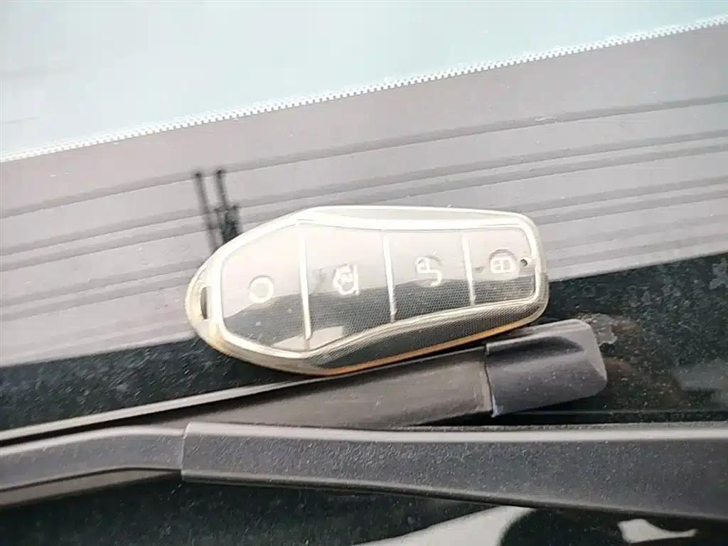 Qin L 2025 DM-i Intelligent Driving Edition 80KM Leading Model — миниатюра 9