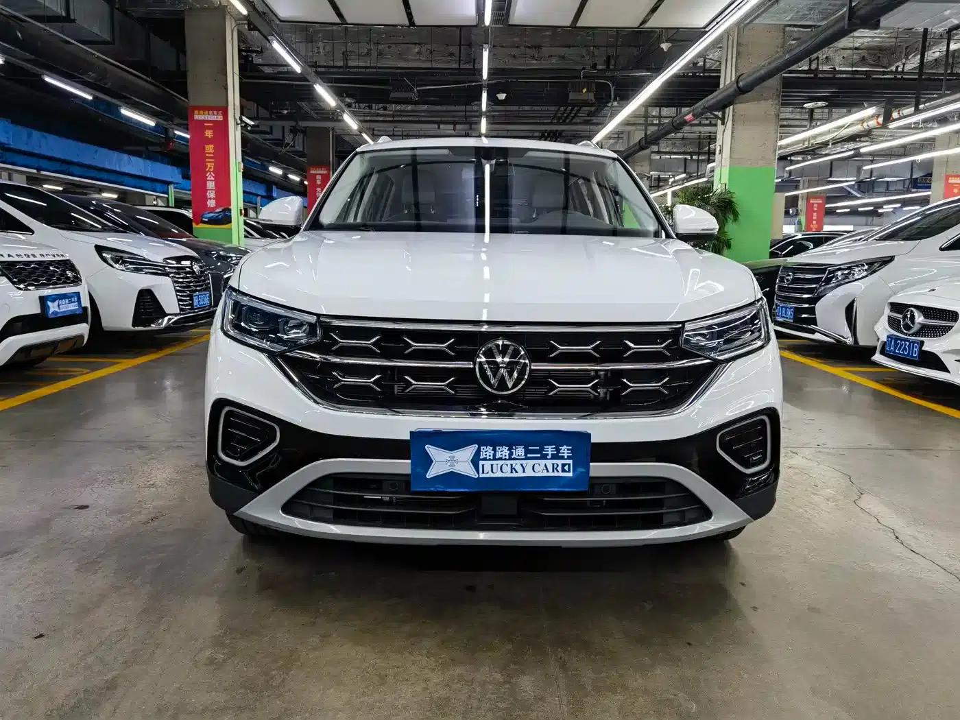 Tayron 2025 Popular Edition 300TSI — миниатюра 2