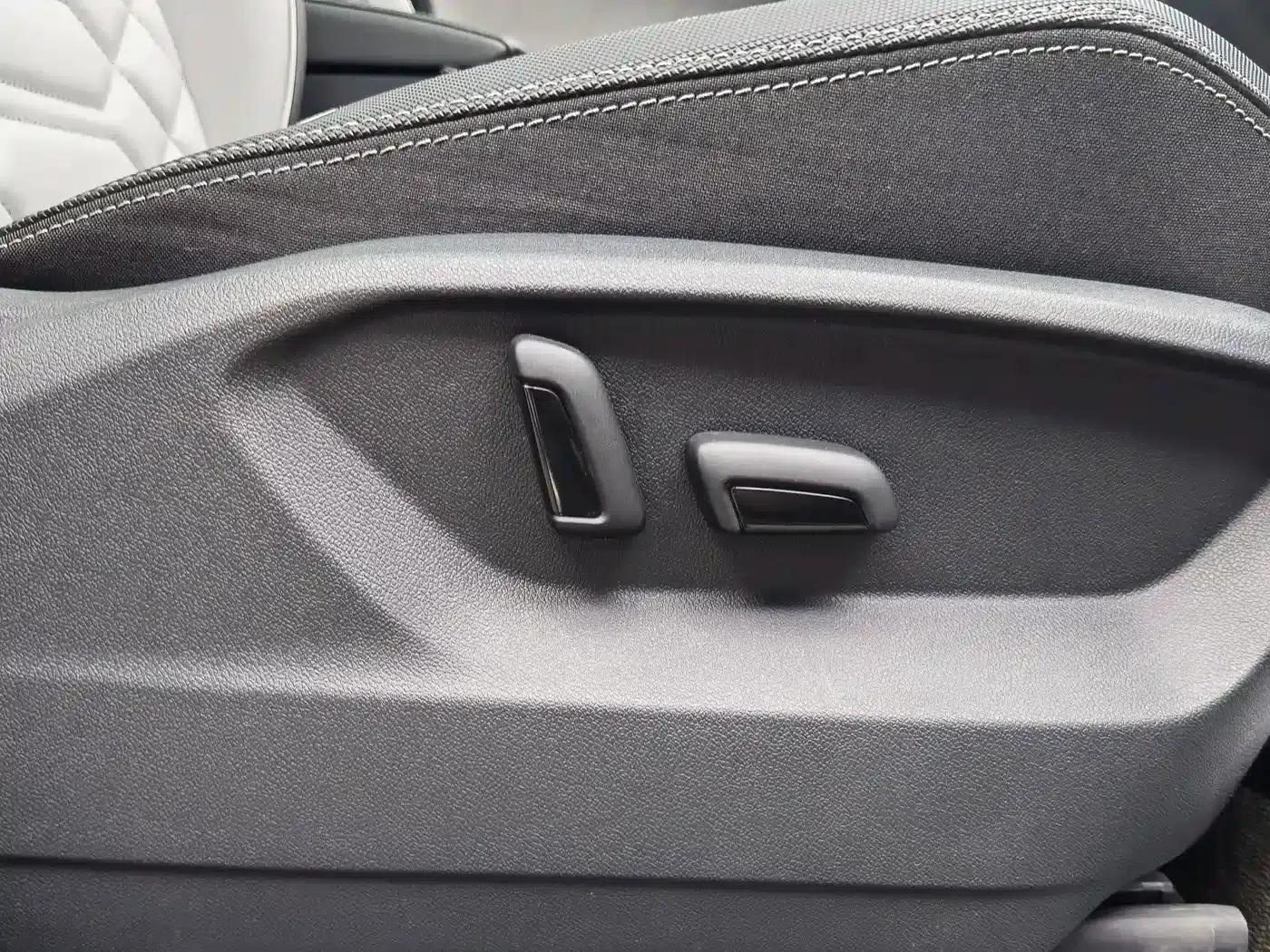 Tayron 2025 Popular Edition 300TSI — миниатюра 17