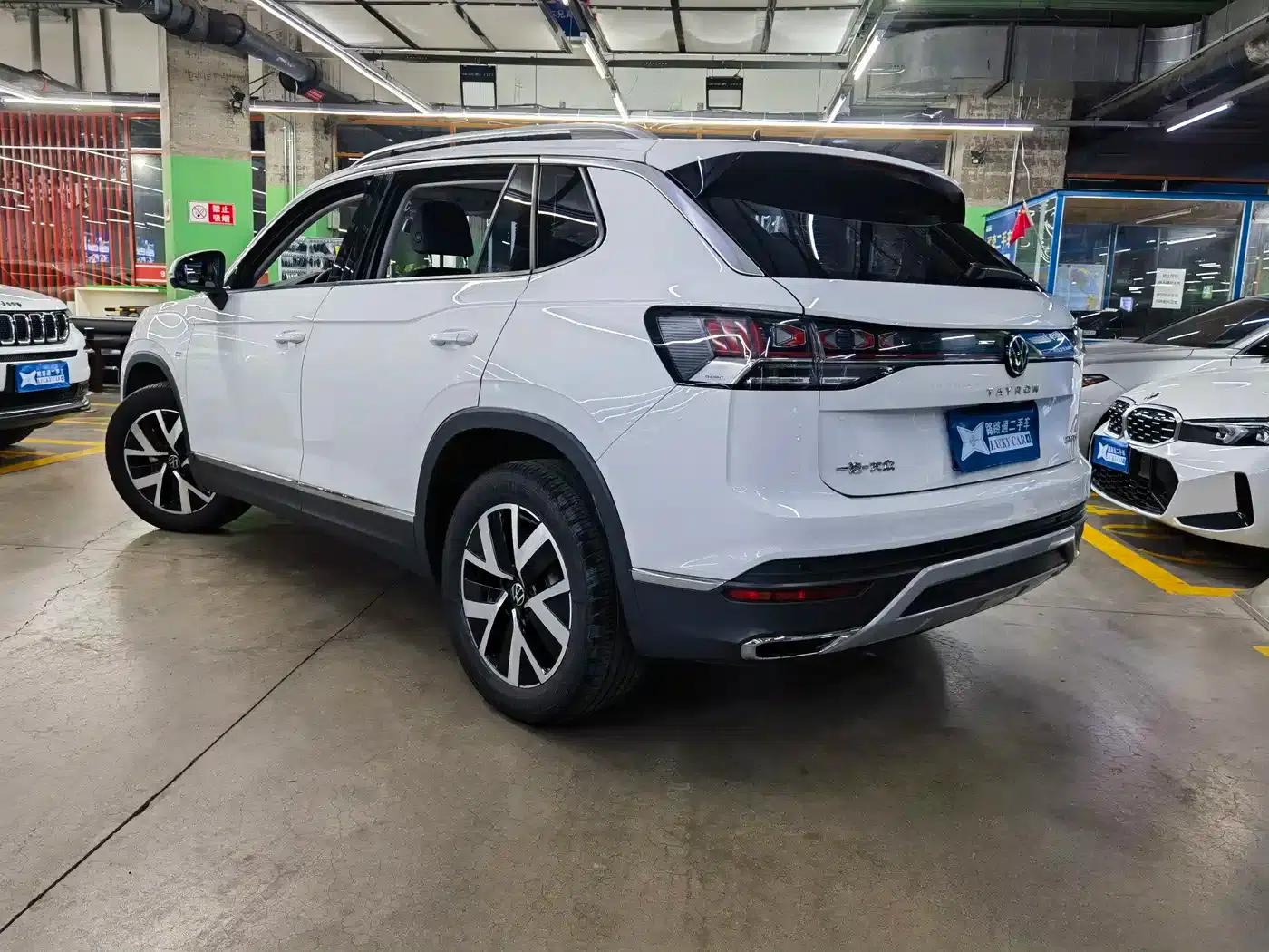 Tayron 2025 Popular Edition 300TSI — миниатюра 6