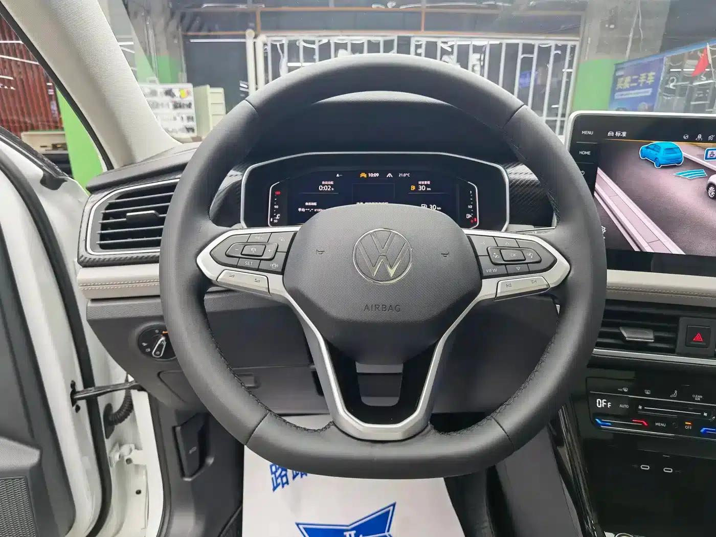 Tayron 2025 Popular Edition 300TSI — миниатюра 10