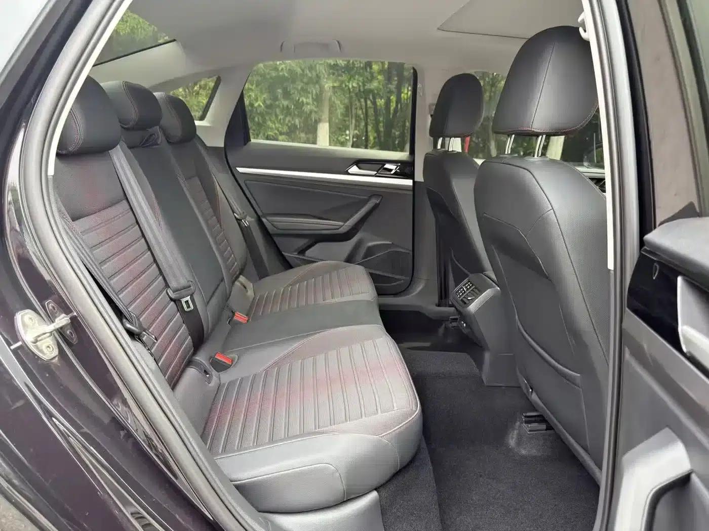 2023 Volkswagen Lavida 300TSI DSG Starry Sky Edition — миниатюра 4