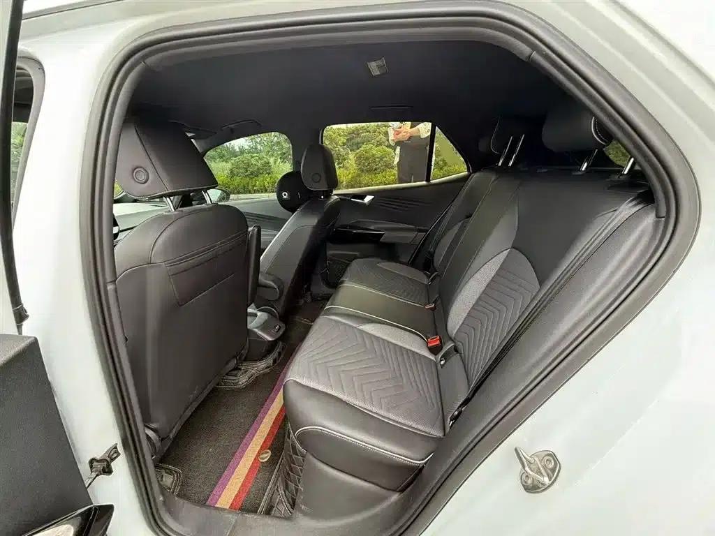 Volkswagen ID.3 2023 Pure Smart Edition — миниатюра 17