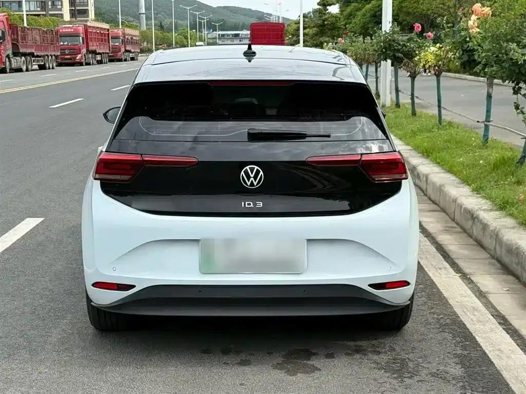 Volkswagen ID.3 2023 Pure Smart Edition — миниатюра 6