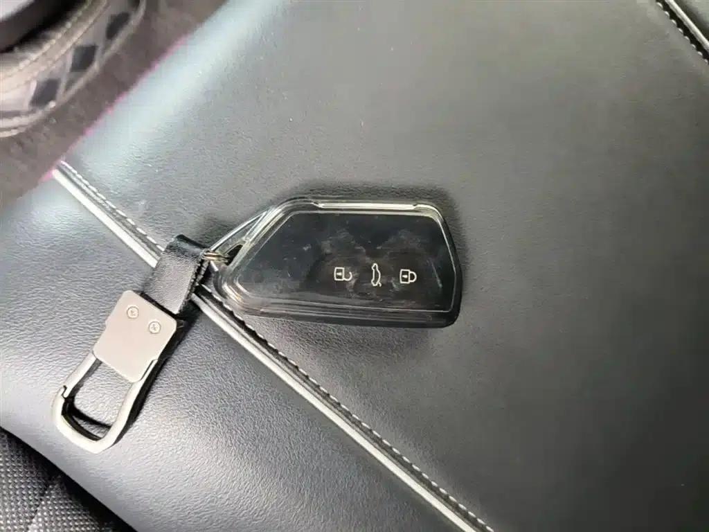 Volkswagen ID.3 2023 Pure Smart Edition — миниатюра 9