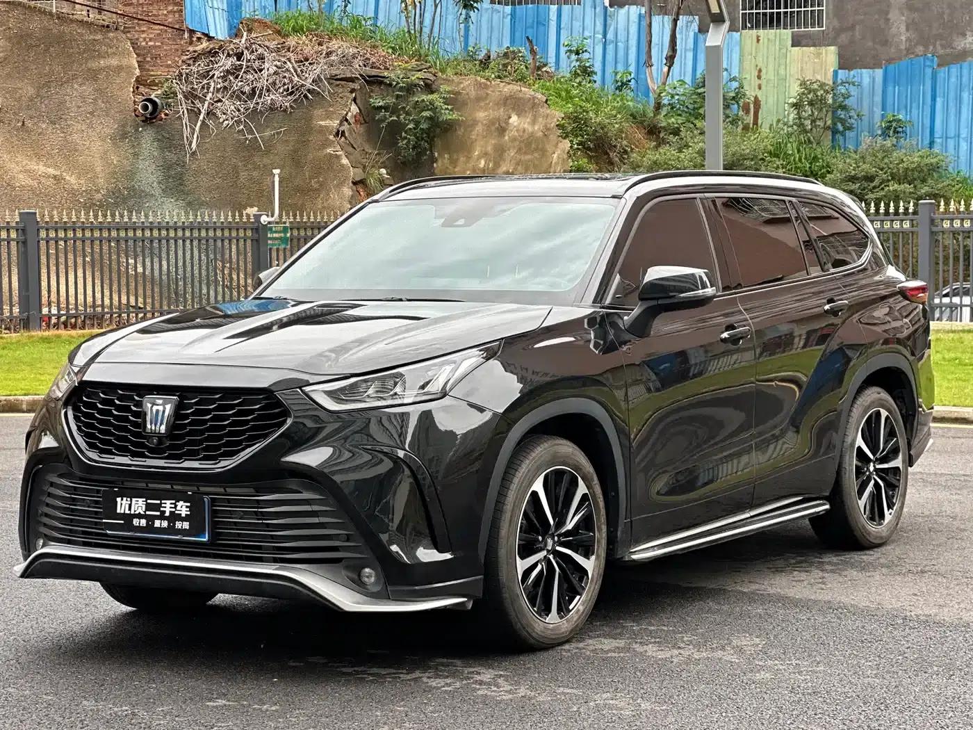 Crown Land Cruiser 2023 2.5L HEV 4WD Flagship Edition — миниатюра 1
