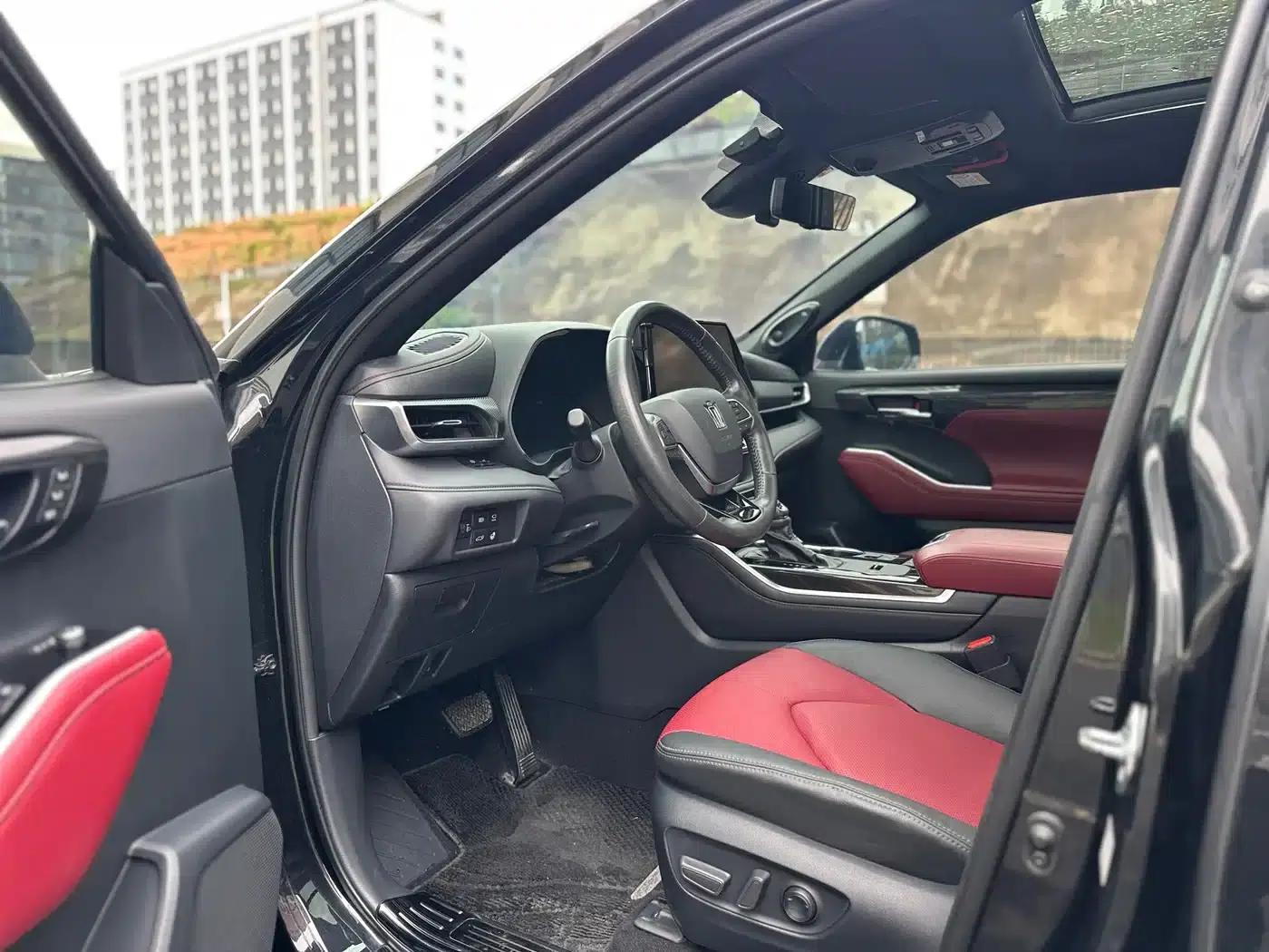Crown Land Cruiser 2023 2.5L HEV 4WD Flagship Edition — миниатюра 4