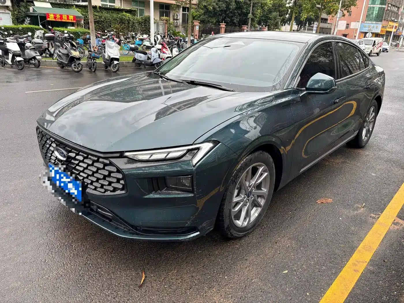 2023 Ford Mondeo EcoBoost 180 Luxury — миниатюра 1