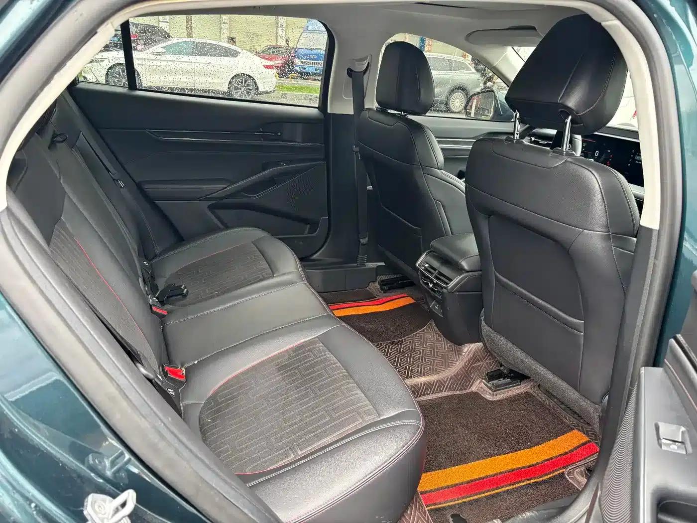 2023 Ford Mondeo EcoBoost 180 Luxury — миниатюра 5