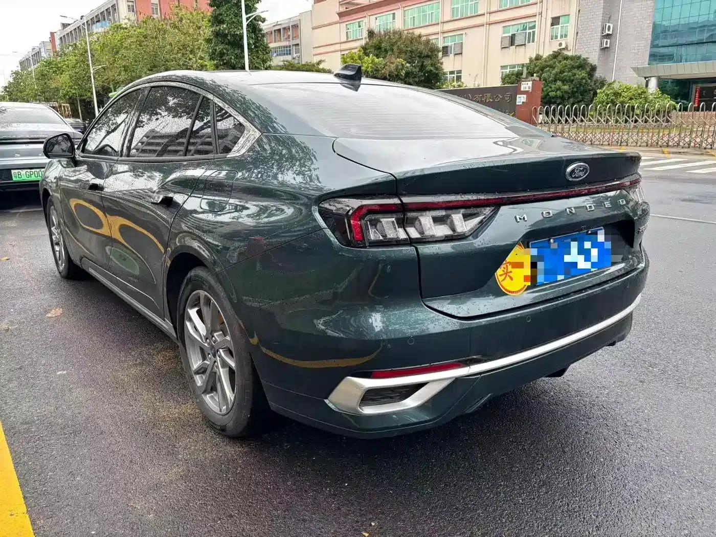 2023 Ford Mondeo EcoBoost 180 Luxury — миниатюра 8