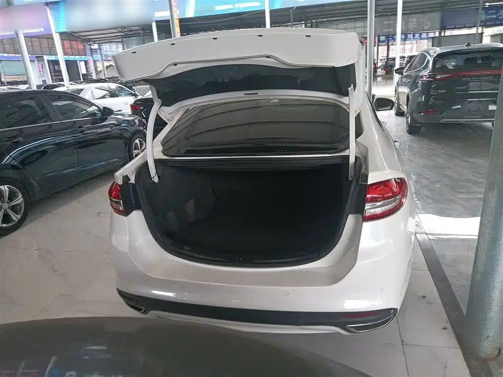 2017 Ford Mondeo Facelift EcoBoost 200 Fashion Model — миниатюра 19