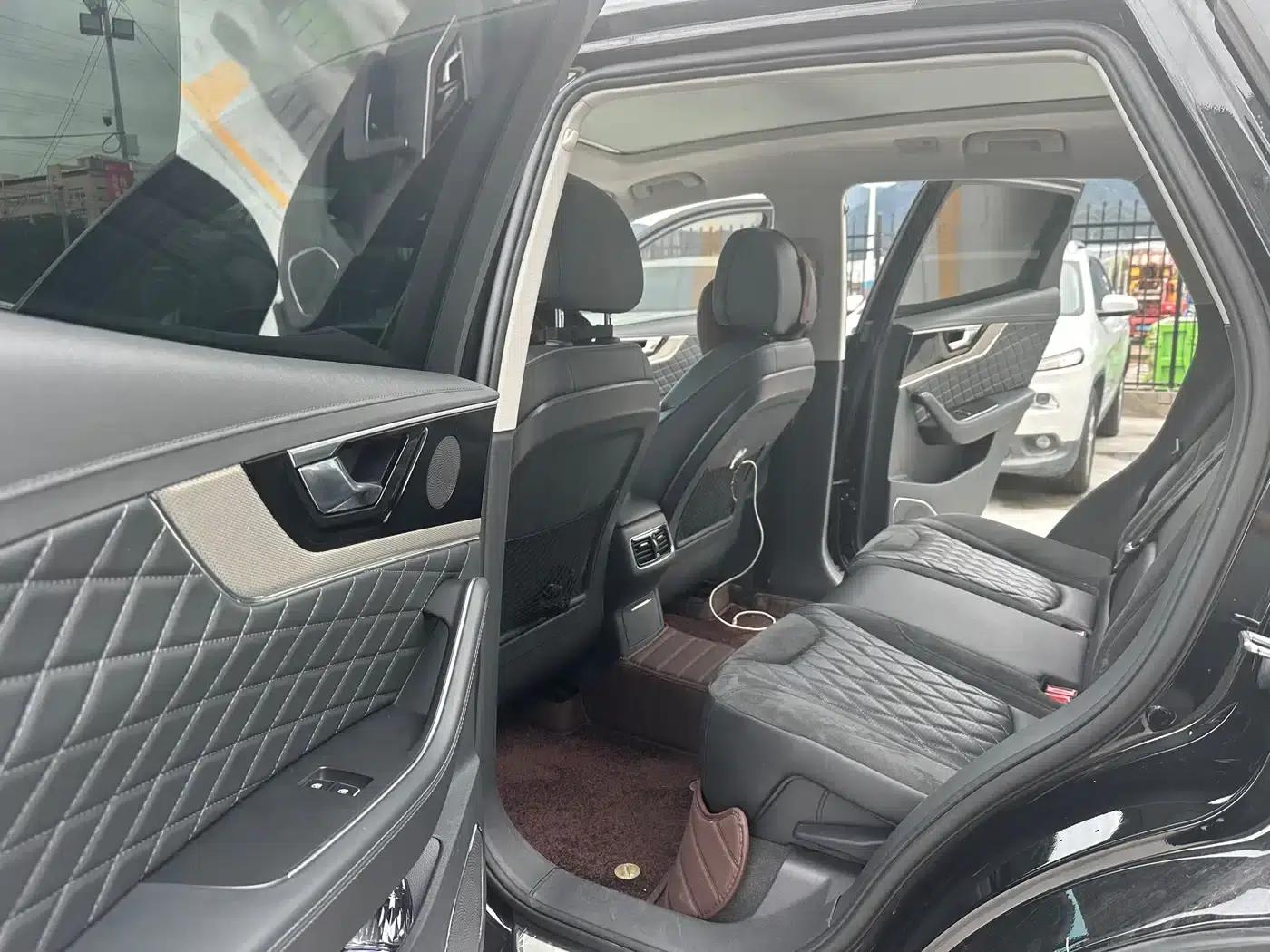 Hongqi HS5 2019 2.0T Intelligent Flagship Enjoy 4WD Edition — миниатюра 6