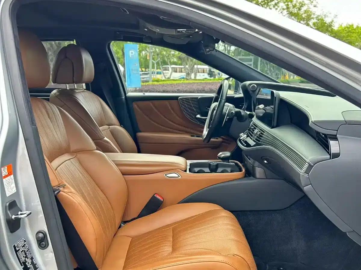Lexus LS 500h Executive Edition 2021 — миниатюра 4