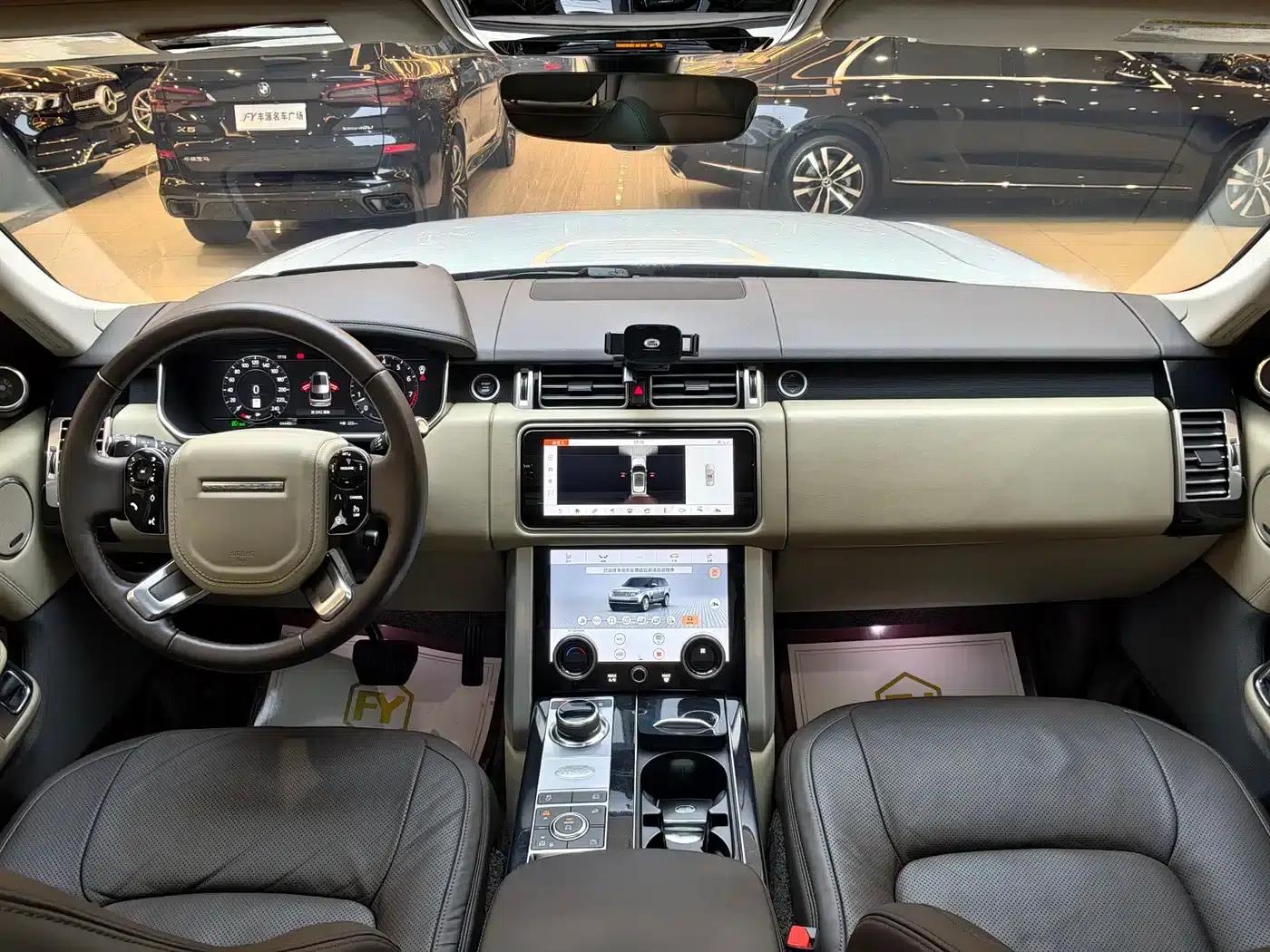 Range Rover 2019 3.0 SCV6 Legendary Edition — миниатюра 16
