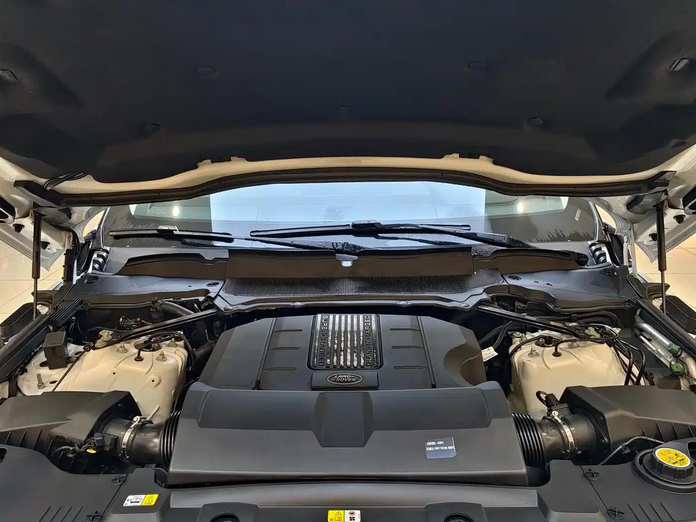 Range Rover 2019 3.0 SCV6 Legendary Edition — миниатюра 18