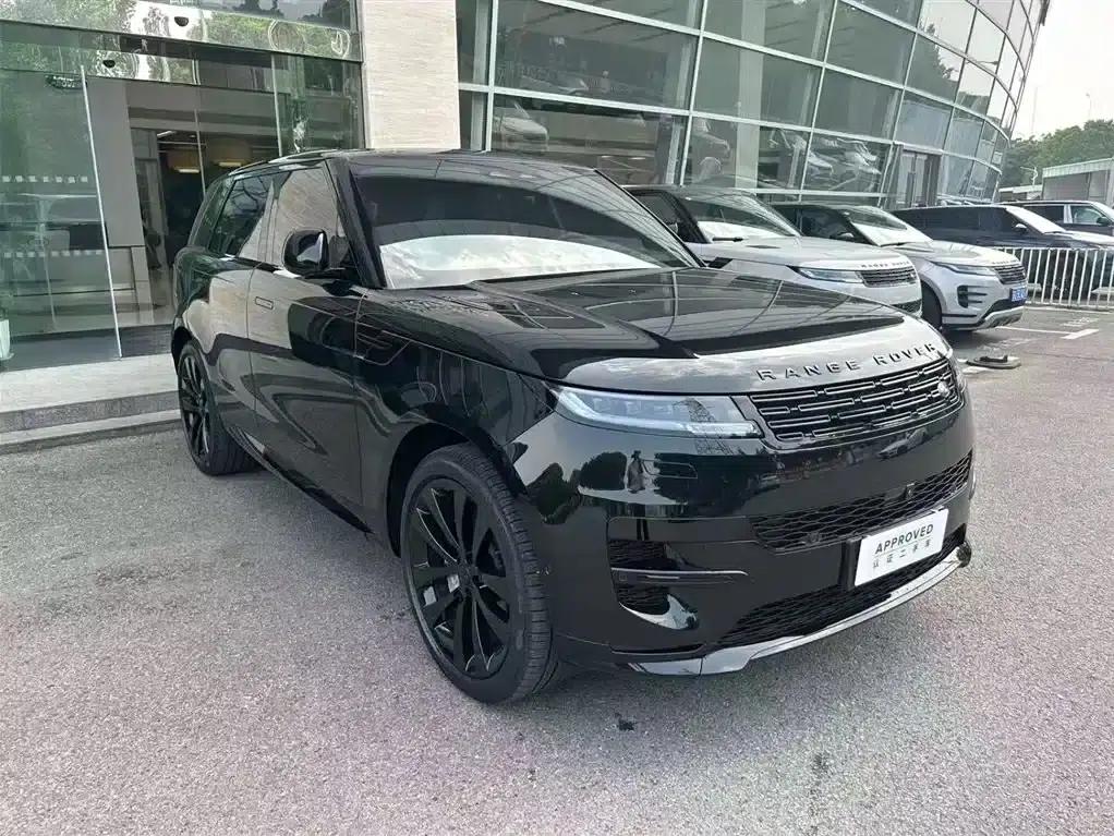 Range Rover Sport 2026 400PS Dynamic SE — миниатюра 3