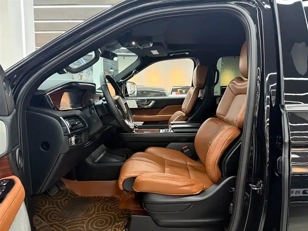 Navigator 2020 3.5T Premium Edition — миниатюра 4