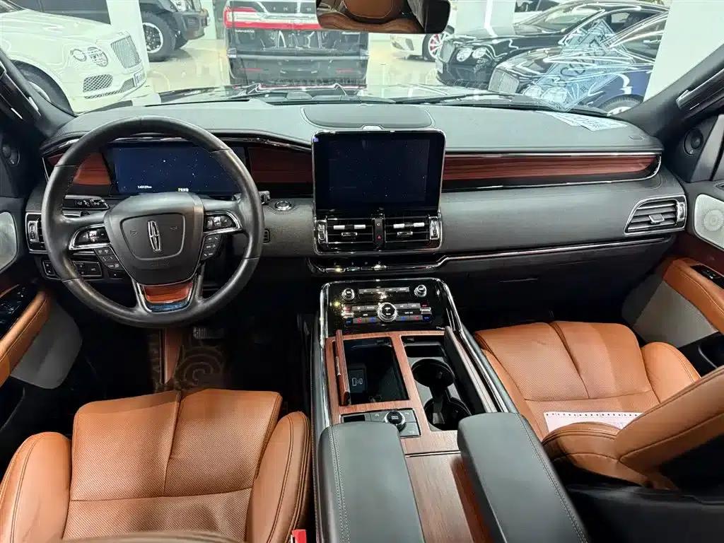 Navigator 2020 3.5T Premium Edition — миниатюра 6