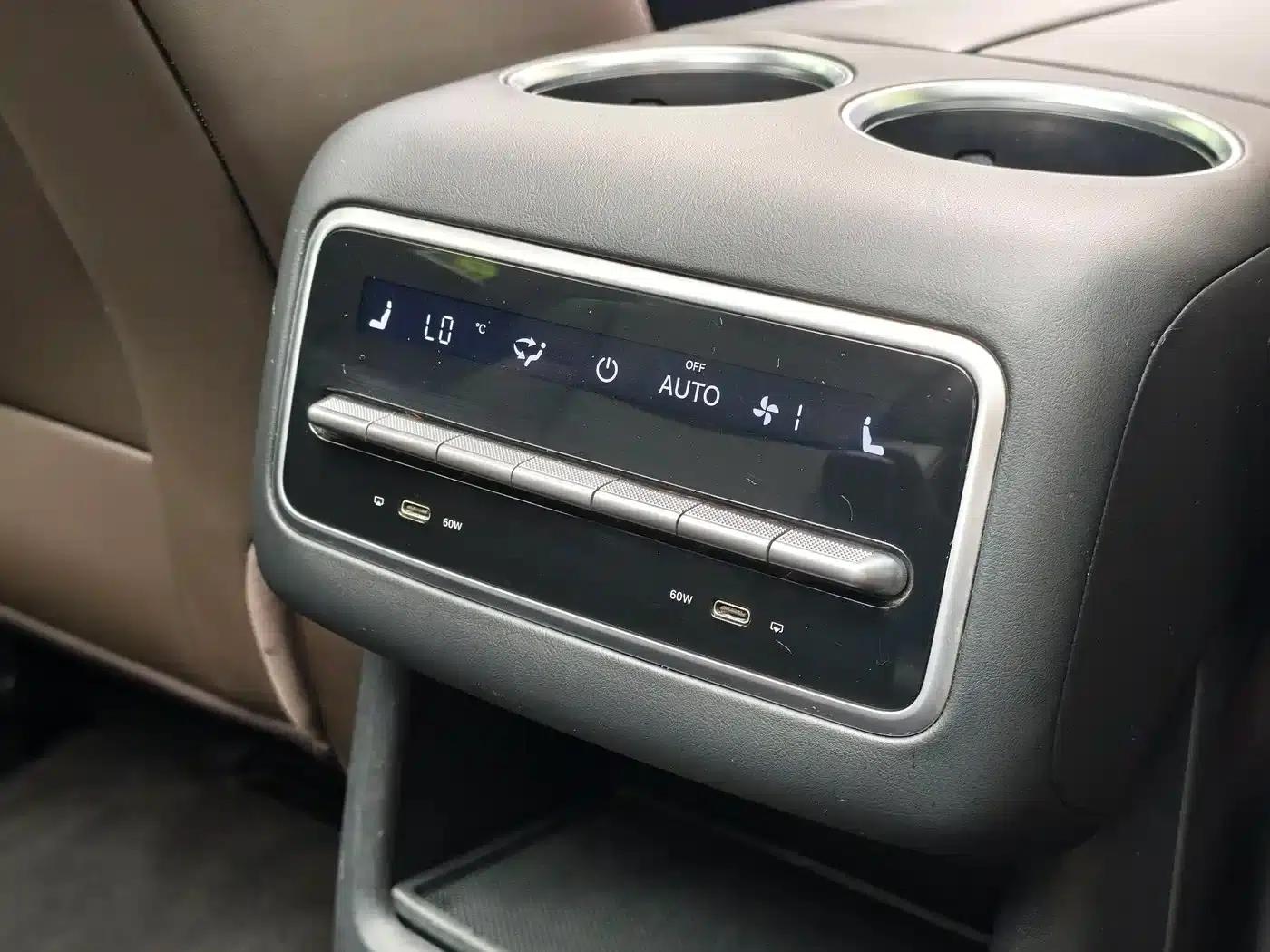 Li Auto L8 2023 Air — миниатюра 11