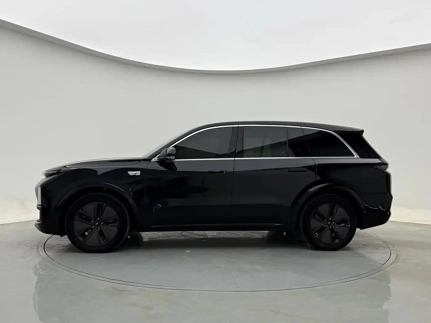 Li Auto L8 2024 Pro — миниатюра 3