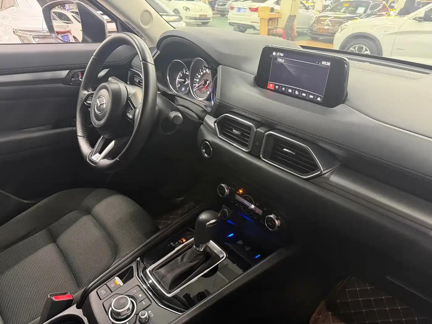 Mazda CX-5 2021 2.5L Automatic 2WD Smart Edition — миниатюра 17