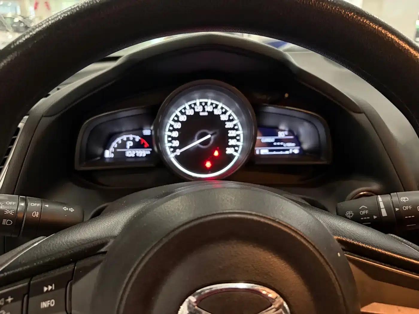 Mazda CX-4 2018 2.0L Automatic 2WD Blue Sky Explorer Edition (National V Emission Standard) — миниатюра 11