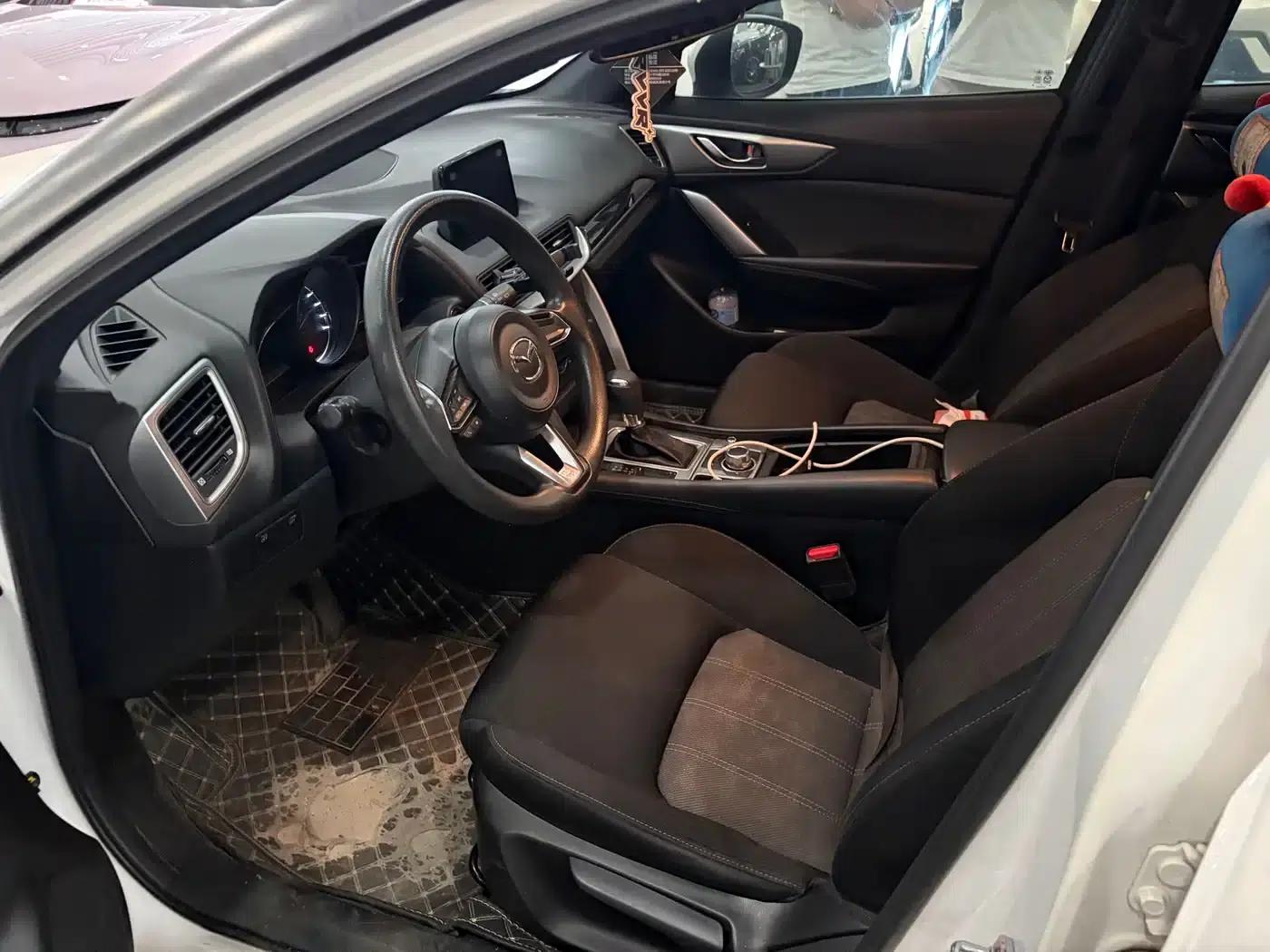 Mazda CX-4 2018 2.0L Automatic 2WD Blue Sky Explorer Edition (National V Emission Standard) — миниатюра 7