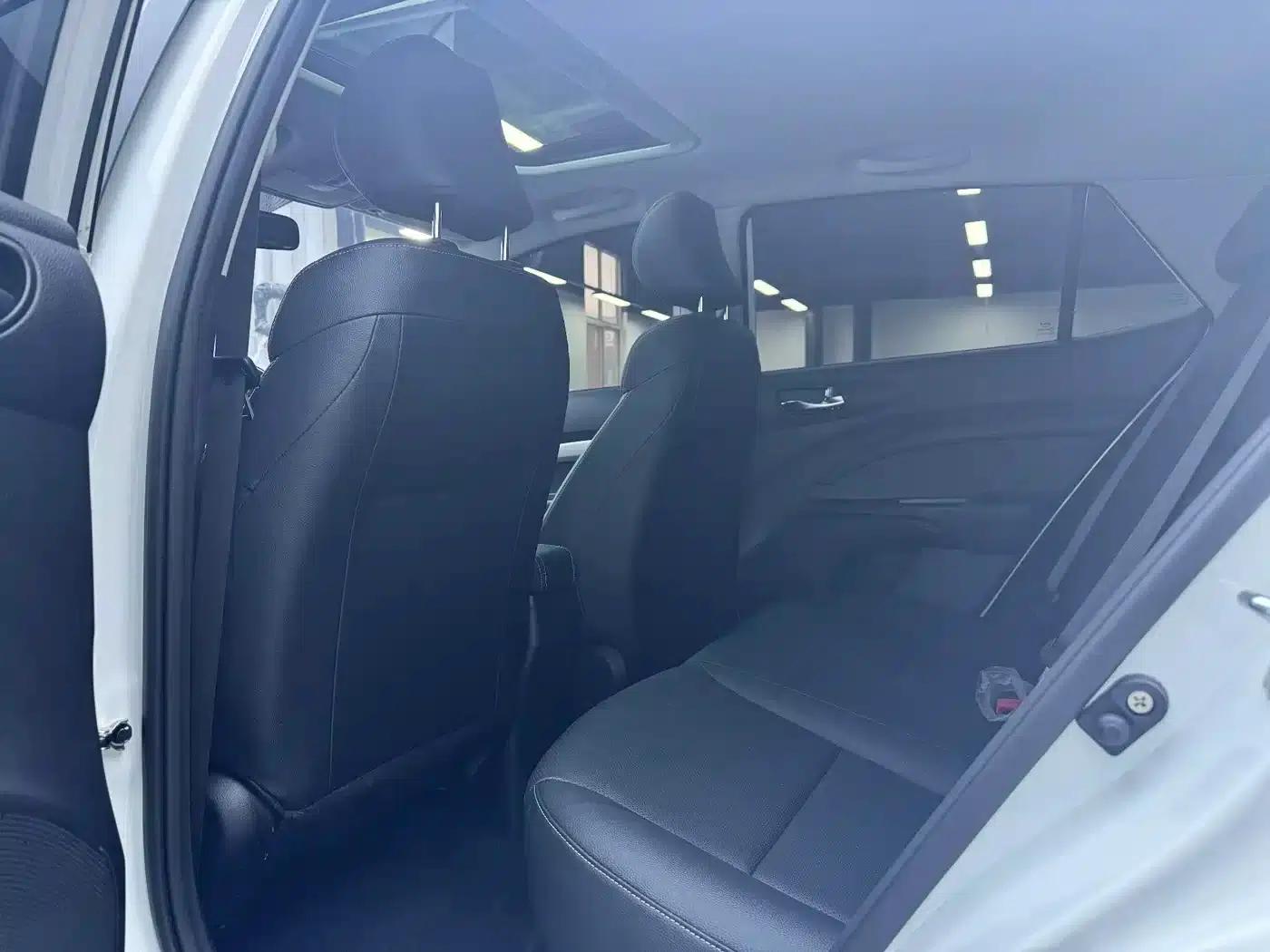 Kia K3 2021 1.4L CVT Sunroof Model — миниатюра 4
